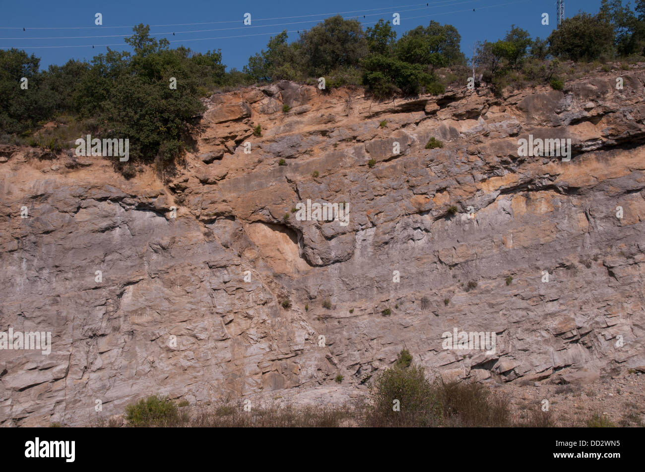 Eine geologische Störung in den spanischen Pyrenäen Stockfoto