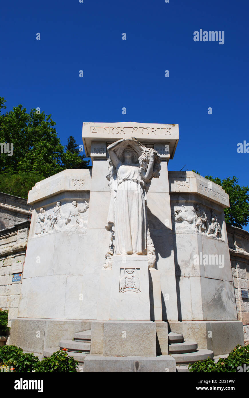Antike Marmor-Denkmal im Park, Stadt Avignon, Provence, Frankreich Stockfoto