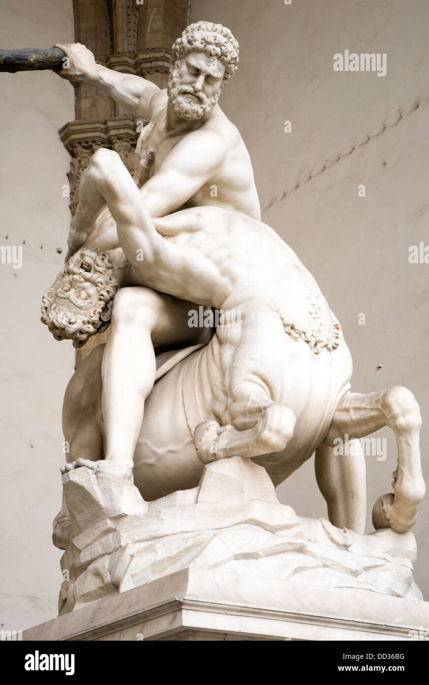 Florenz - Herkules gegen die Zentaur Nessus von Giambologna in Loggia dei Lanzi Stockfoto