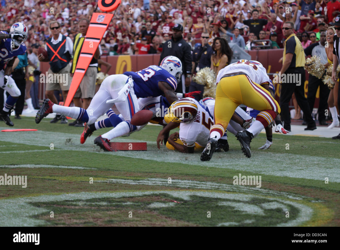 Samstag, den 24. August, 20133, beherbergt Washington Redskins die Buffalo Bills in FedEx Field in Landover Maryland für das dritte Spiel der Vorsaison. Washington Redskins gewinnen 30-7. Bildnachweis: Khamp Sykhammountry/Alamy Live-Nachrichten Stockfoto