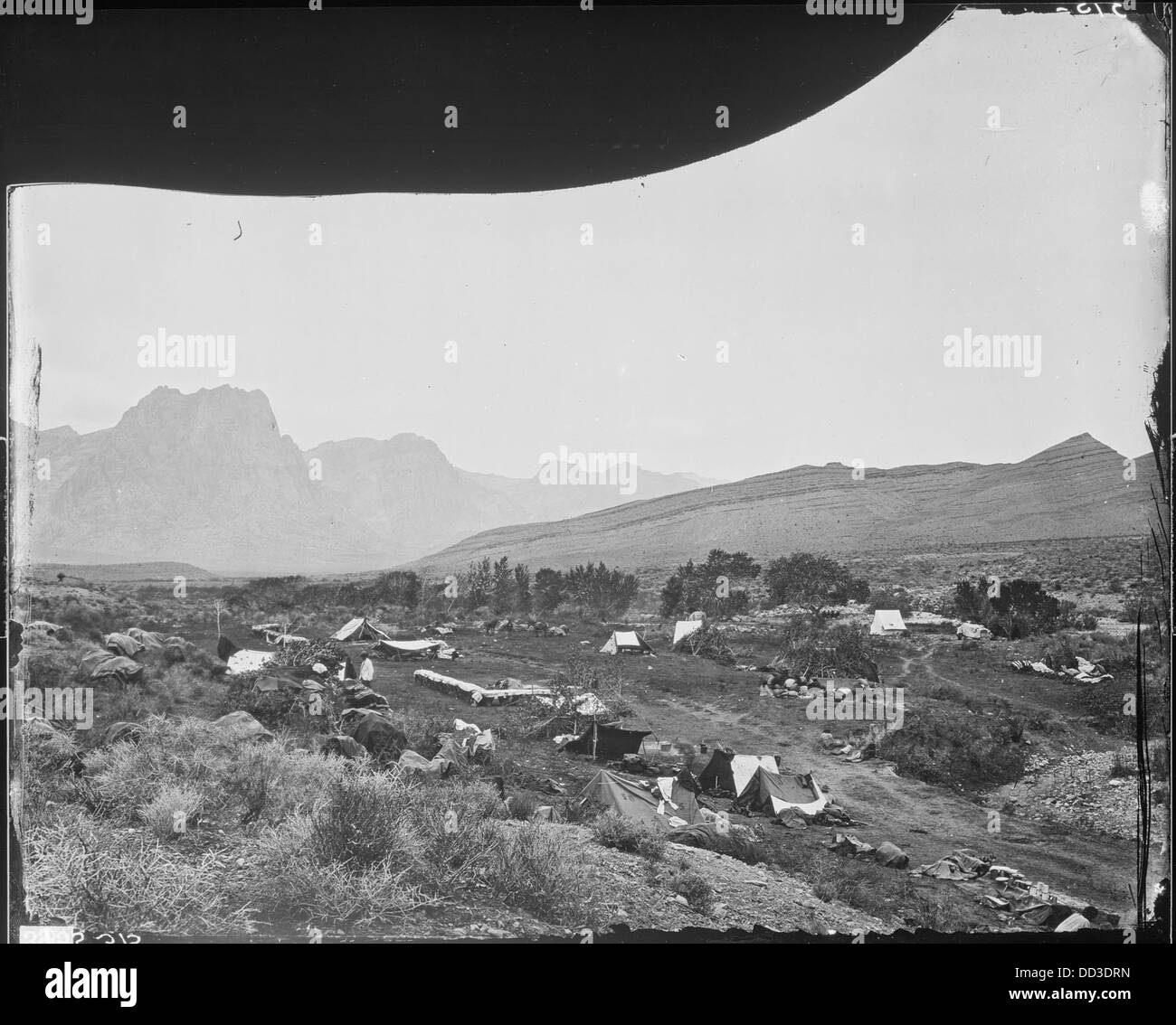 Das Rendezvous Camp Nummer 4 in der Nähe von Cottonwood Springs, Nevada, war ein wichtiger Ort während der Fellfangzeit in der amerikanischen Geschichte. Sie diente Anfang des 19. Jahrhunderts als Treffpunkt für Trapper und Händler. Das Lager war Teil des größeren Pelzhandelsnetzes im Westen der USA. Stockfoto