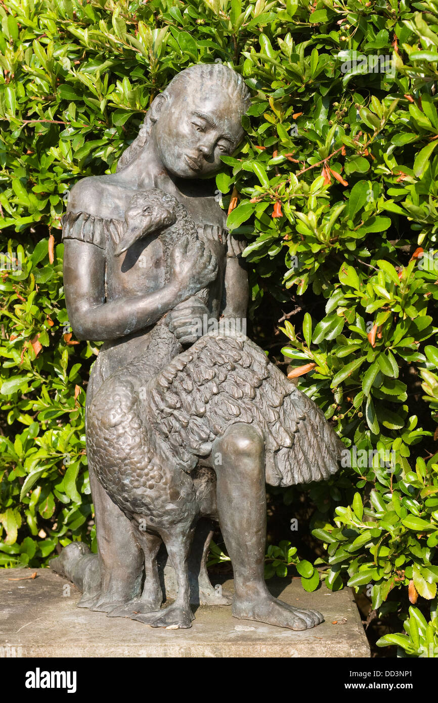 Swan-Mädchen von Freya Boyesen, Buckingham. Stockfoto