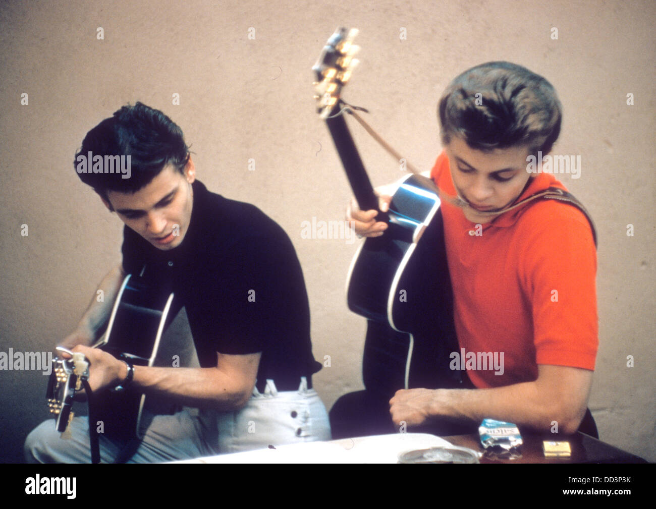 EVERLY BROTHERS über 1960 mit Phil auf der linken Seite und Don Stockfoto