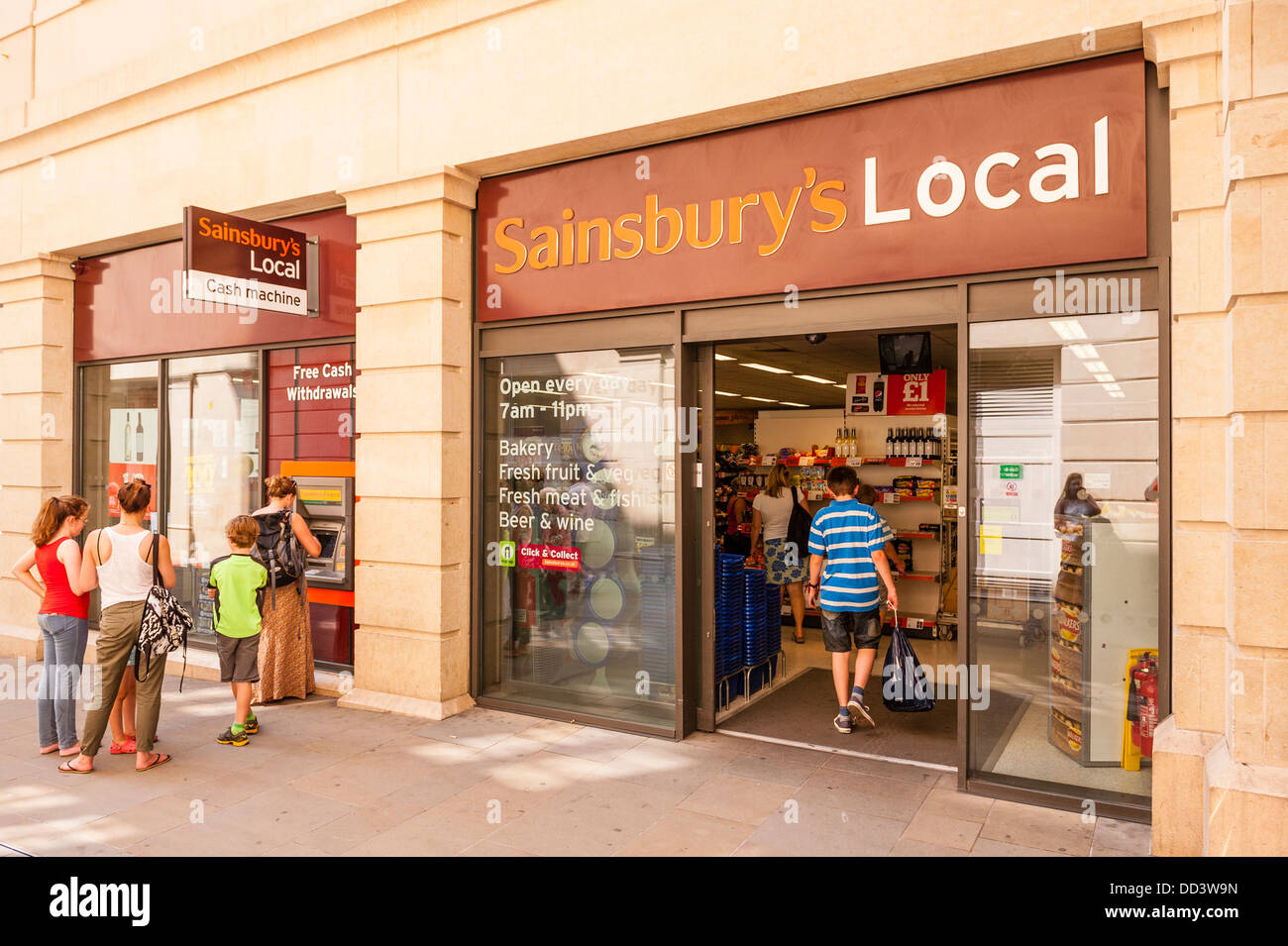 Sainsburys Dorfladen speichern in Bath, Somerset, England, Großbritannien, Uk Stockfoto