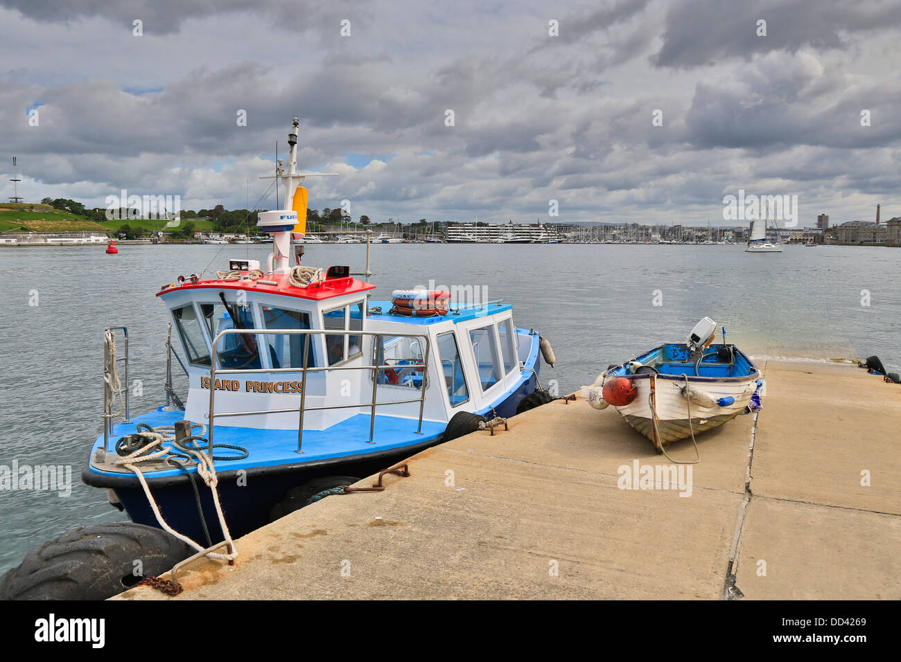 Cremyll Blick auf Plymouth; Cremyll entnommen; UK Stockfoto