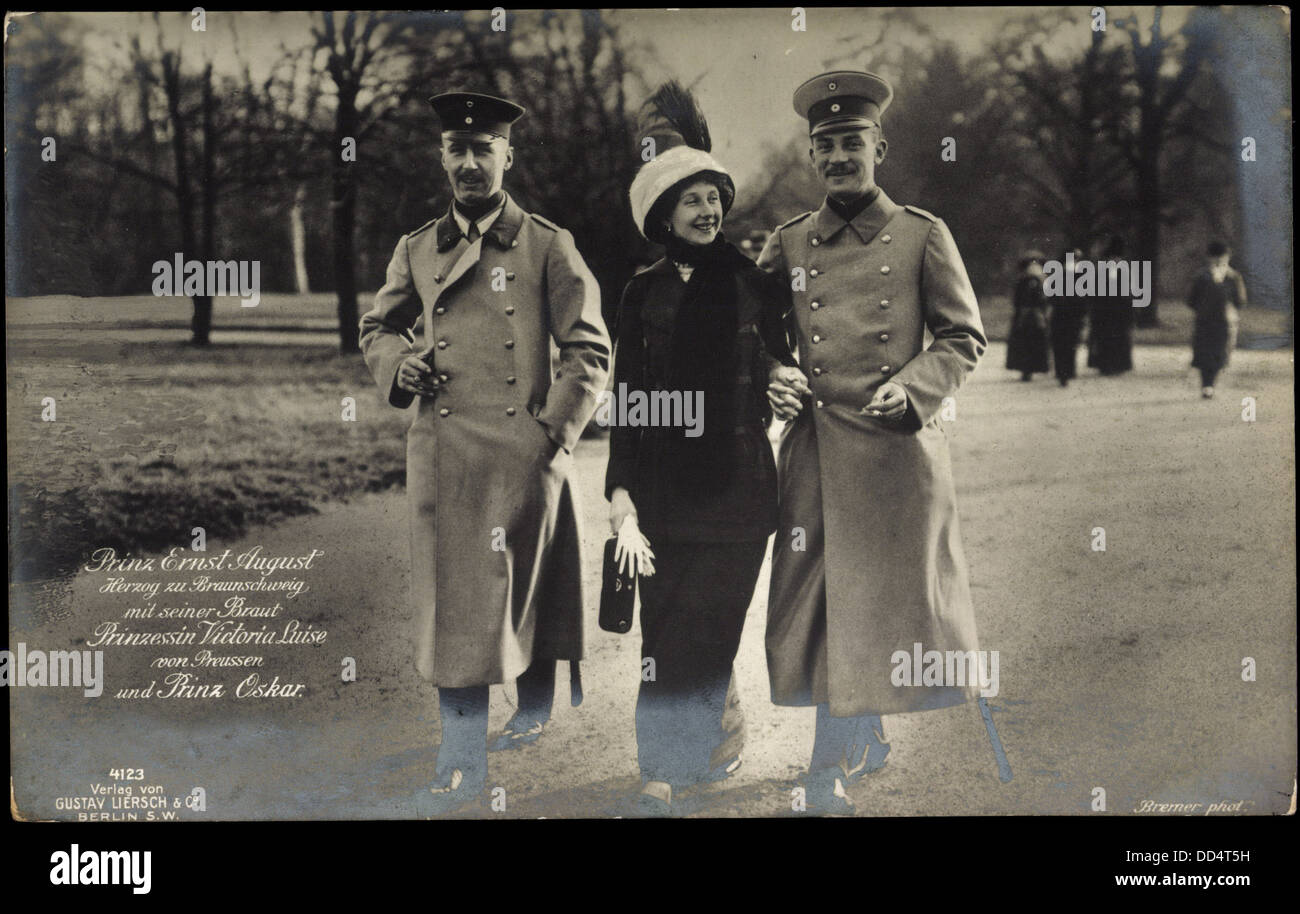 AK Prinz Ernst August von Braunschweig, Prinzessin Victoria Luise, Prinz Oskar; Stockfoto