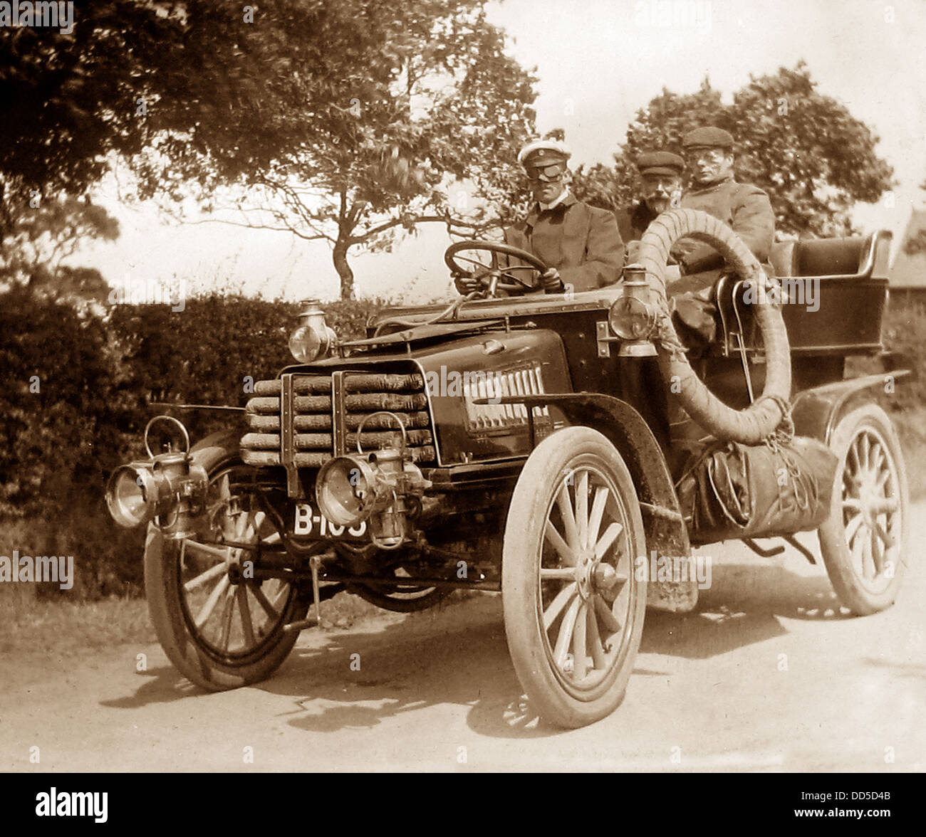 1900s car -Fotos und -Bildmaterial in hoher Auflösung – Alamy