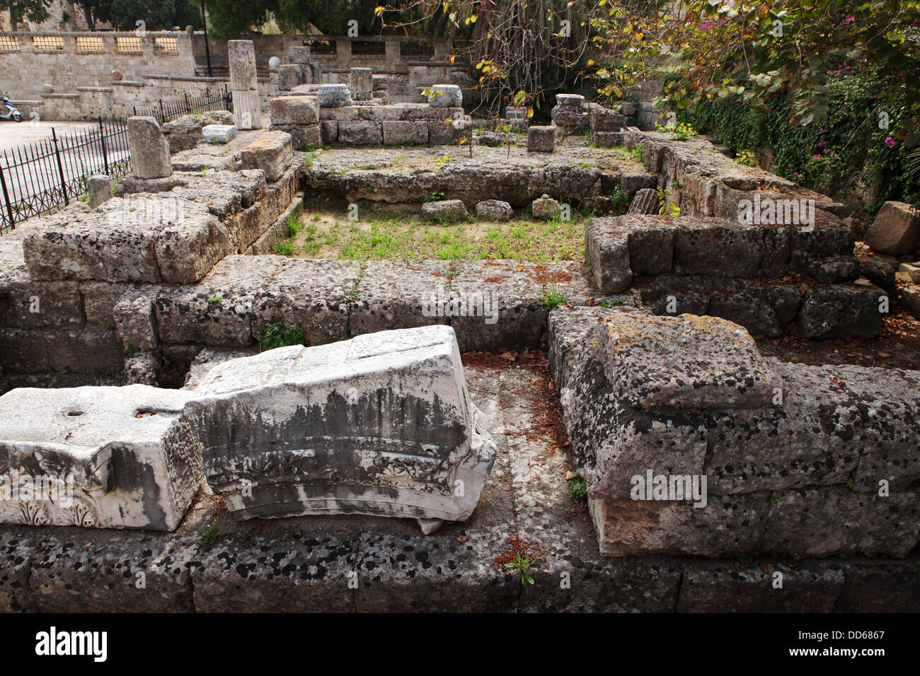 Die Ruinen des Tempels der Aphrodite in Rhodos Stadt, Rhodos, Griechenland. Die alte Stockfoto