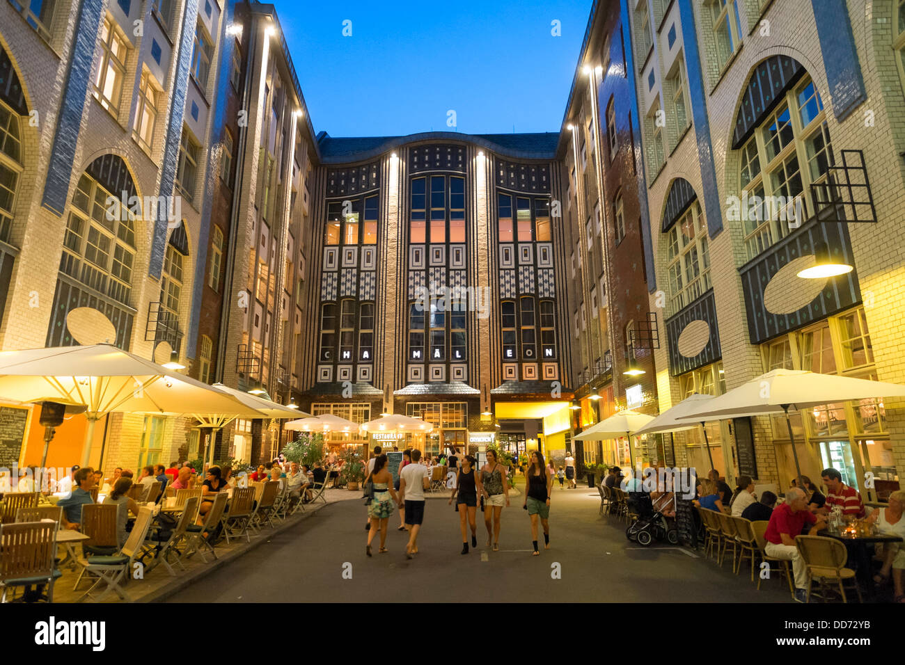 Berliner hackescher hof Fotos und Bildmaterial in hoher Auflösung Alamy