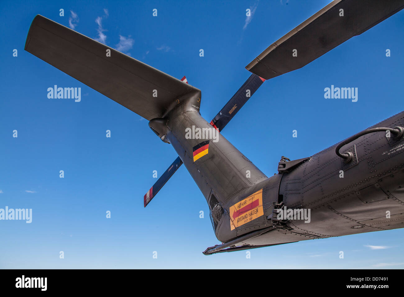 Deutschland, Laupheim, Tail Boom, Heckrotor und Stabilisator der deutschen Luftwaffe Stockfoto