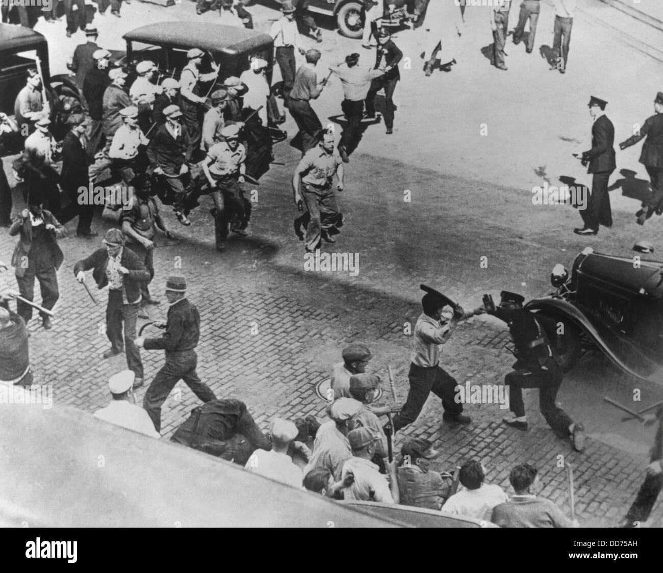 Markante Teamsters Schlacht Polizei in Minneapolis. Juni 1934. Die gewaltsame Streik wurde angeführt von linke Radikale und dauerte von Mai Stockfoto