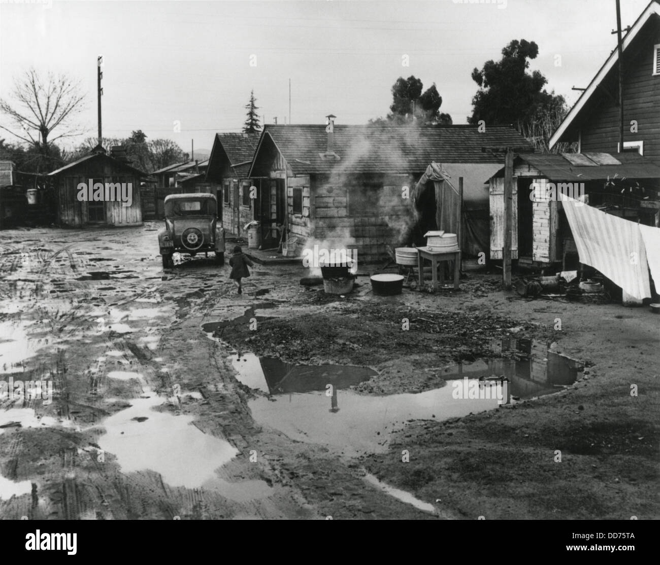 Billig Auto camp Gehäuse für Zitrusfrüchte Arbeiter, Kalifornien, Februar 1940. Foto von Dorothea Lange. (BSLOC 2013 7 27) Stockfoto