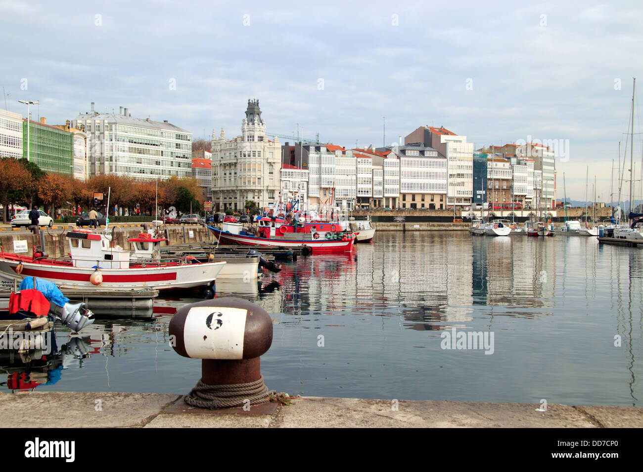 Boote, Darsena Deportiva Yachthafen, A Coruna Marina, Galicien, Spanien Stockfoto