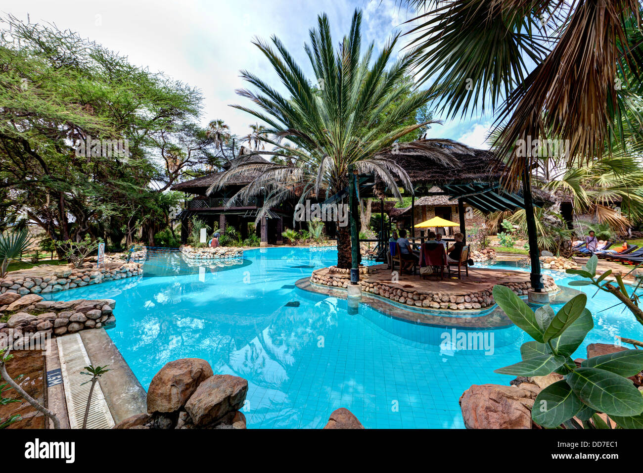 Afrika, Kenia, Blick auf Menschen im Sarova Shaba Lodge Stockfoto