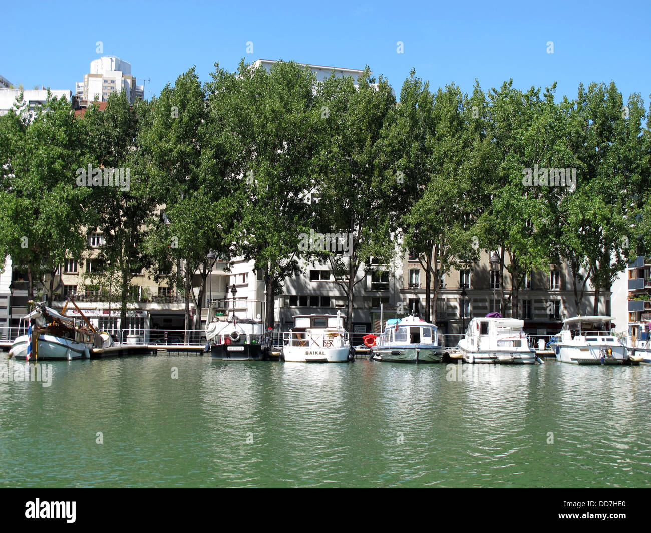 Hafen am Bassin De La Villette, canal Saint-Martin, Paris, Frankreich Stockfoto