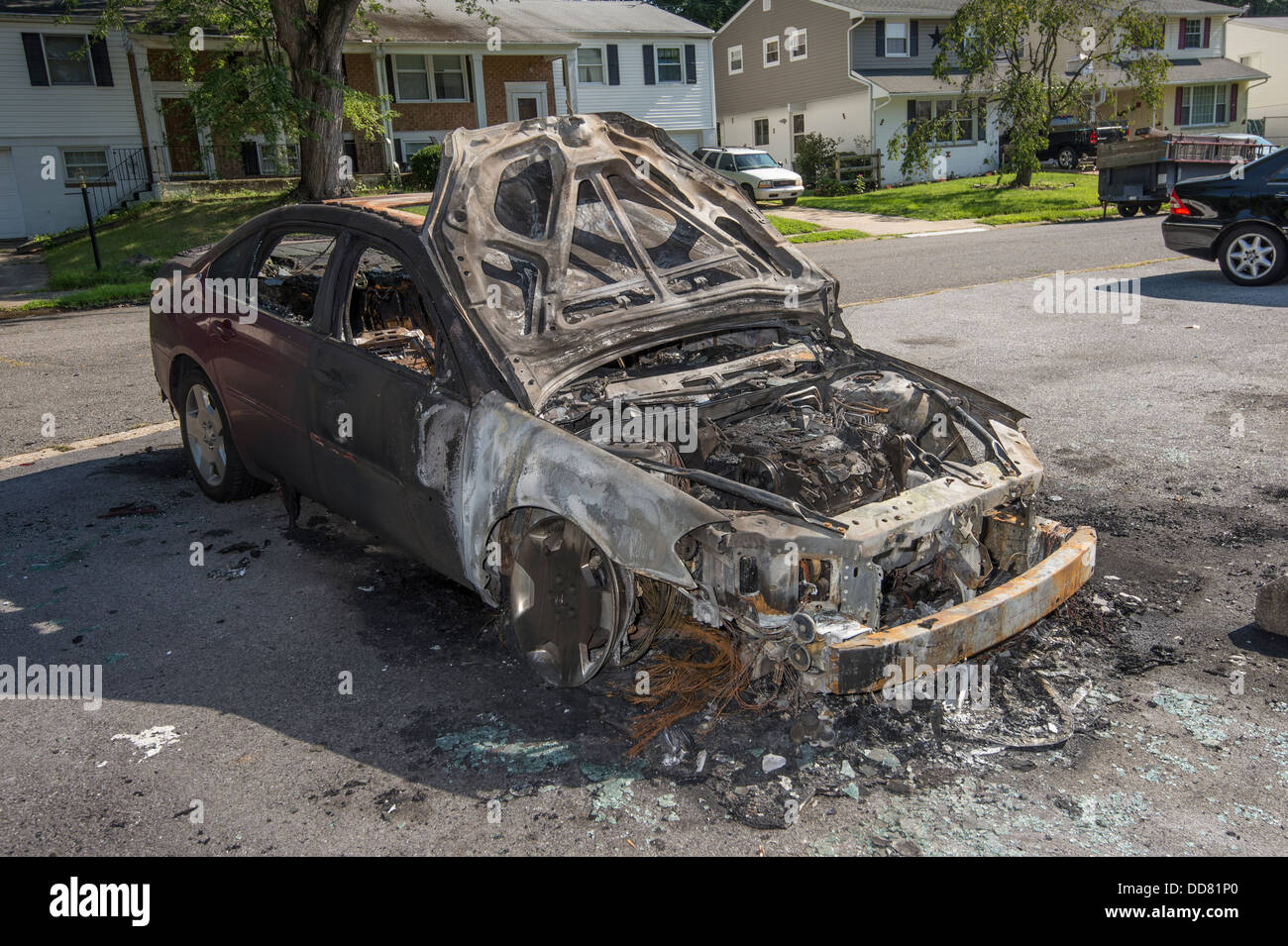 Verbranntes Auto nach Auto Feuer Stockfoto