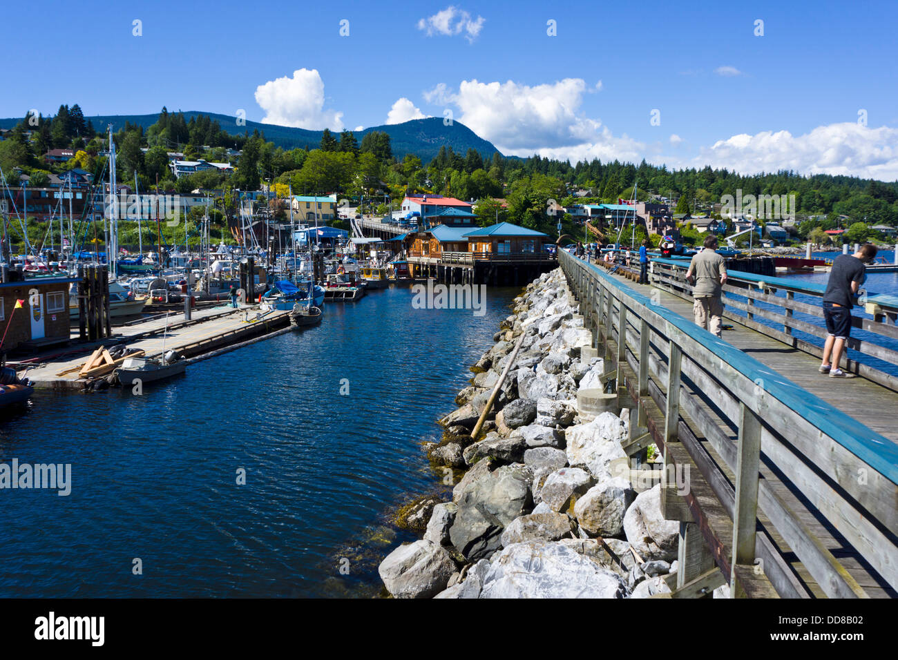 Marina und Pier in Gibsons, Sunshine Coast, British Columbia, Kanada Stockfoto