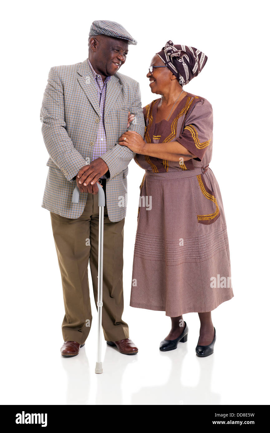 African senior Liebespaar einander mit Blick auf weißem Hintergrund Stockfoto