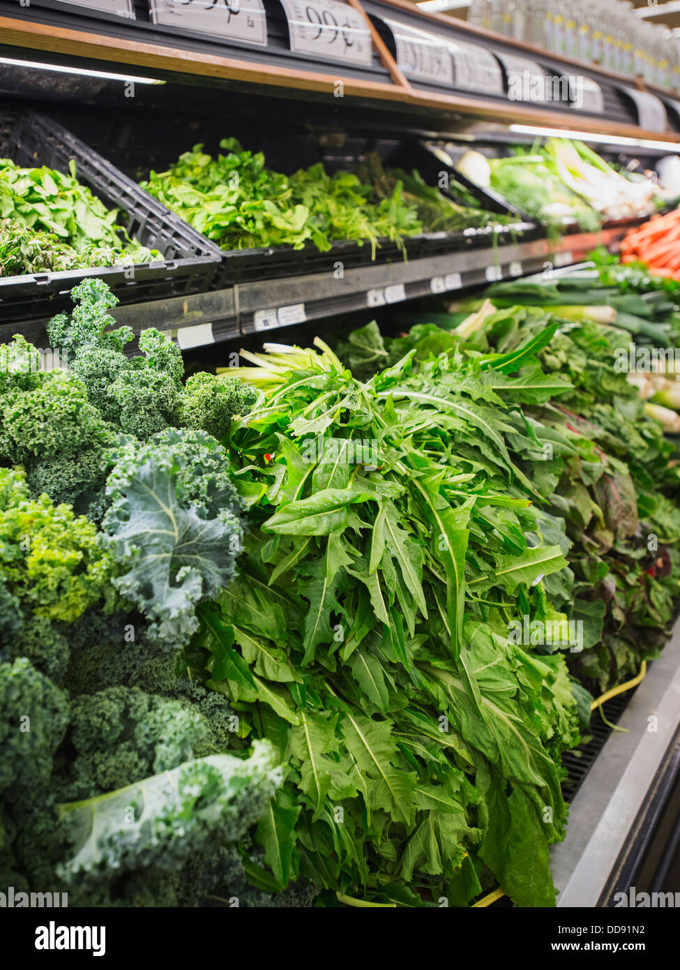 Nahaufnahme von Produkten für den Verkauf im Supermarkt Stockfoto