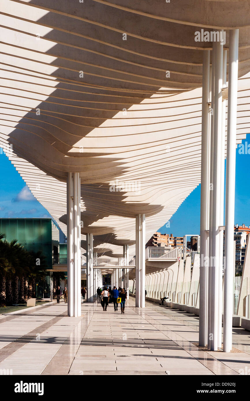 Muelle Uno der neuen Promenade und Geschäften, Hafen, Málaga Stockfoto