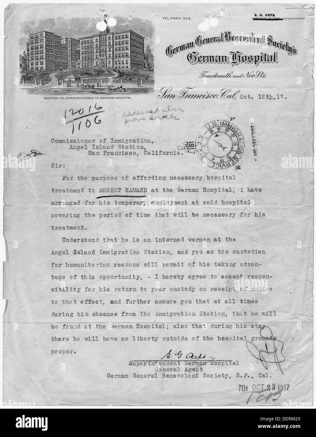 Brief von Deutsche Krankenhausgesellschaft an Kommissar für Einwanderung, Angel Island Station über feindlicher Ausländer Ernst Hamann. --296434 Stockfoto