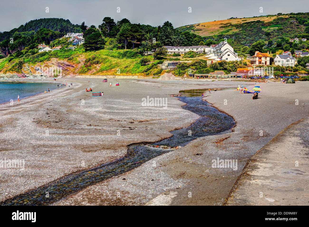 Seaton Strand Cornwall England UK HDR-Bild mit lebendigen Farben Stockfoto