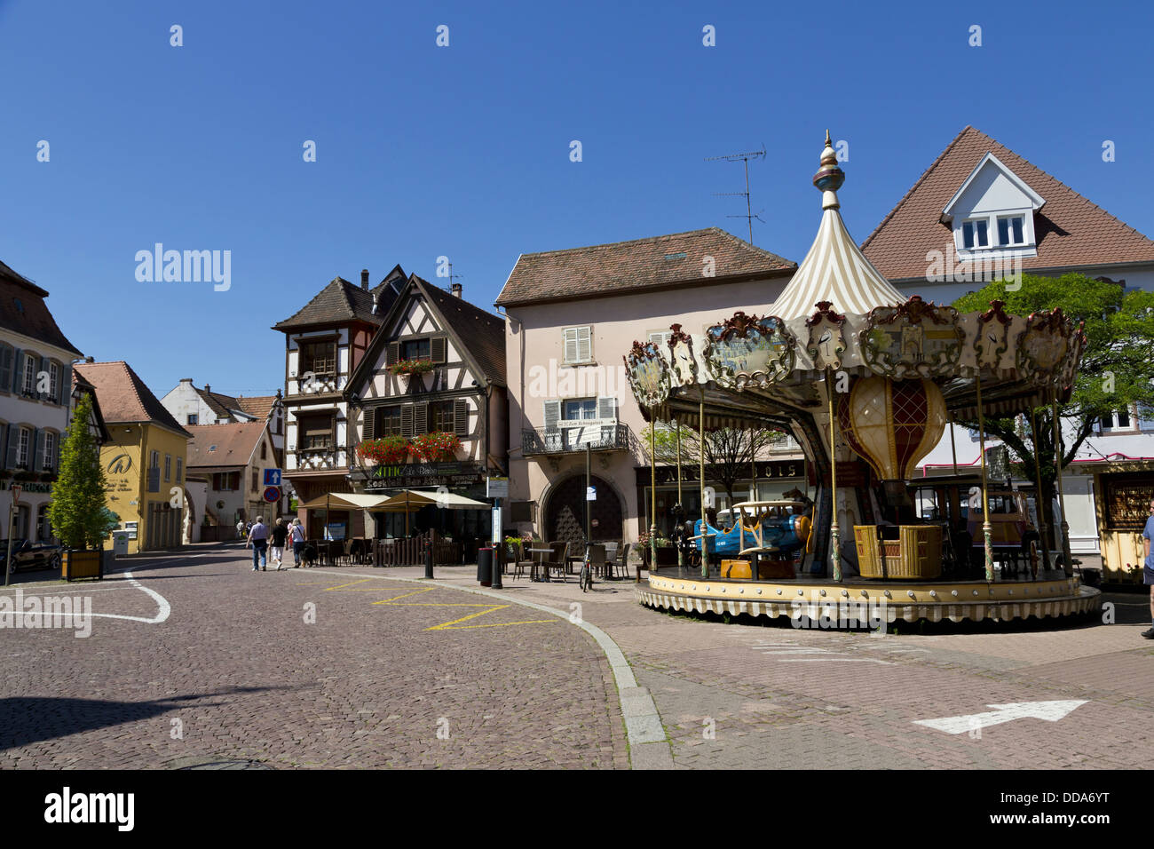 Karussell in Obernai im Elsass, Frankreich Stockfoto