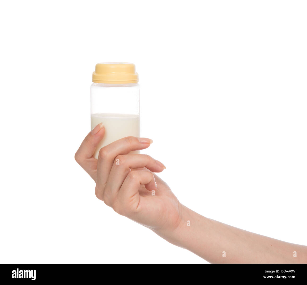 Kind Baby Babyflasche Behälter mit Milch in der Hand isoliert auf weißem Hintergrund Stockfoto