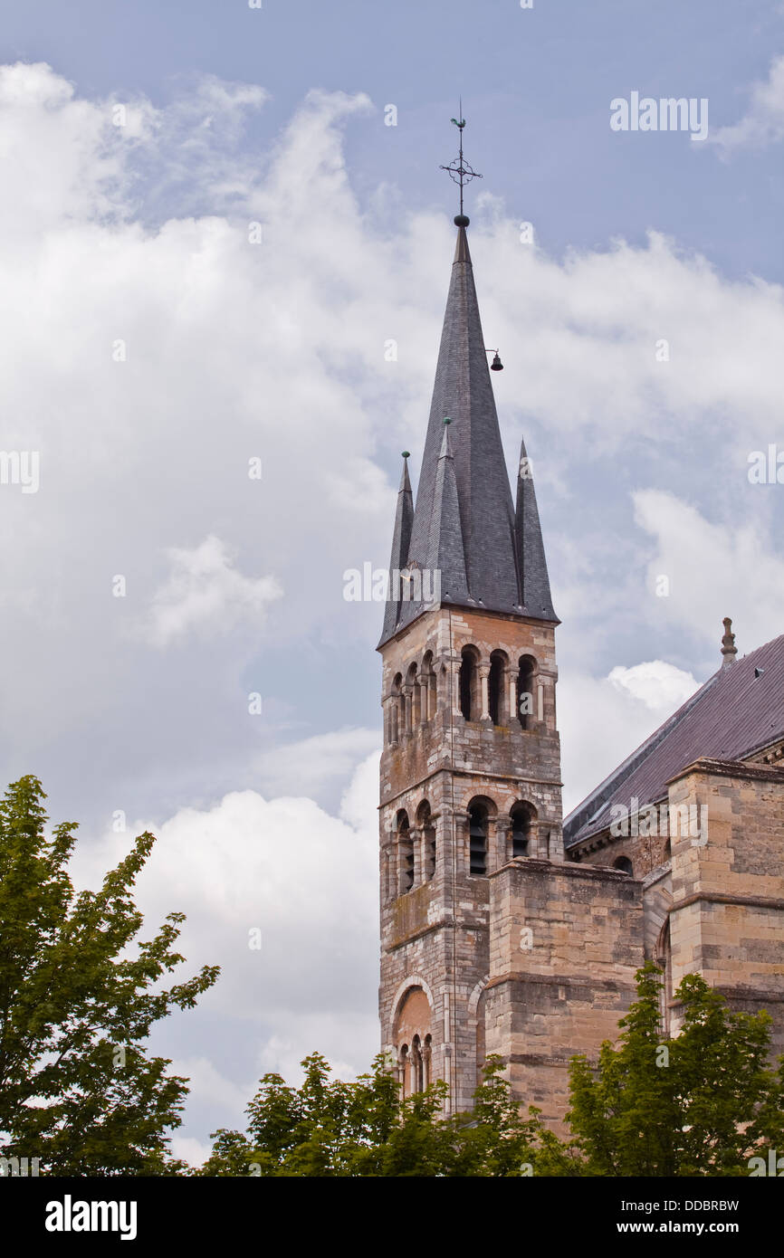 Basilika Saint-Remi in der Stadt Reims, Frankreich. Stockfoto