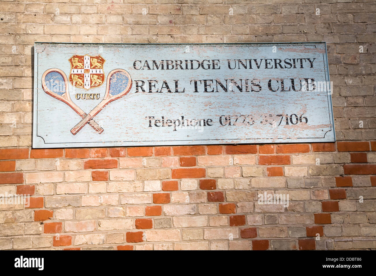 Cambridge Universität Real Tennis Club England zu unterzeichnen Stockfoto