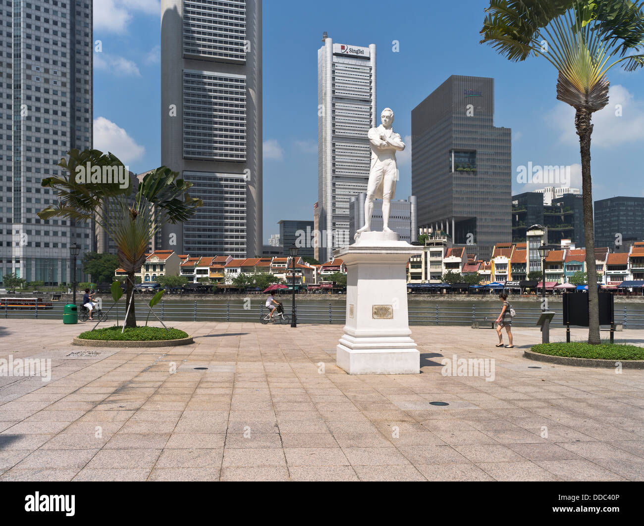 Dh Raffles Landing Site NORTH Boat Quay Singapur Sir Stamford Raffles erste landete statue British Colonial empire Fluss Stockfoto