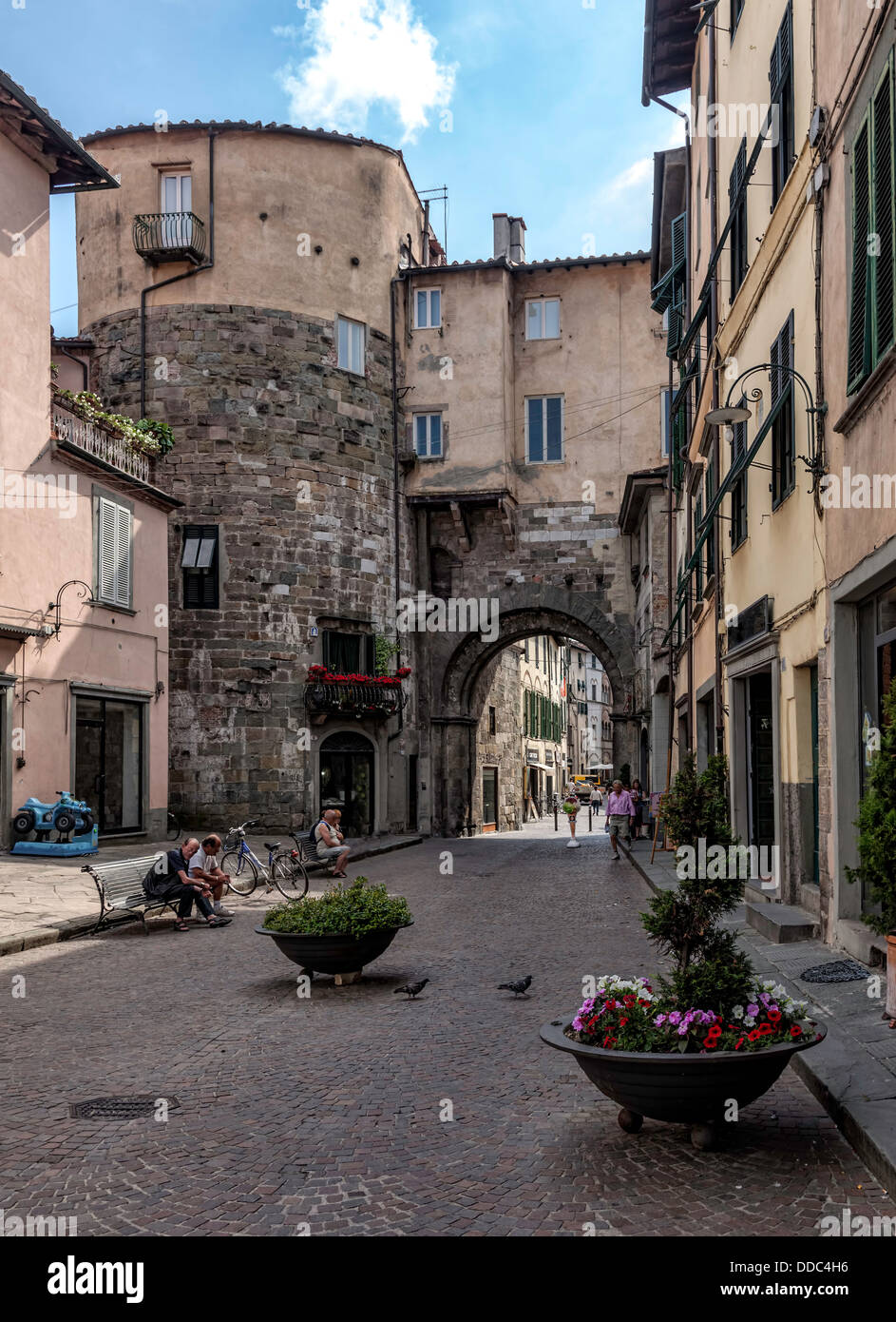 Lucca, Toskana, Italien. Alte Straßen Stockfoto