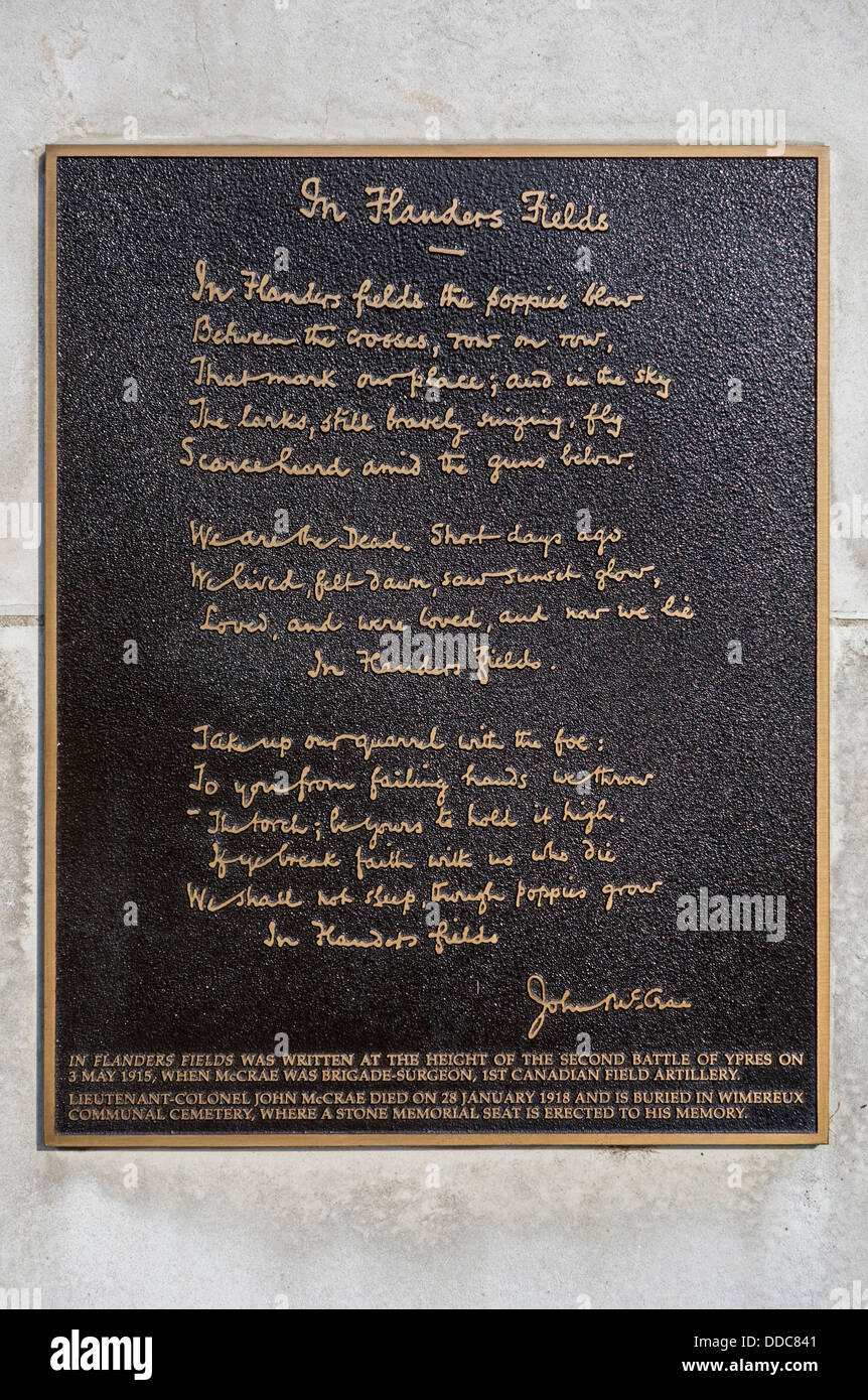 Ersten Weltkrieg ein Denkmal für kanadische Dr John McCrae, schrieb das Gedicht In Flanders Fields, Ypern, West Flandern, Belgien Stockfoto