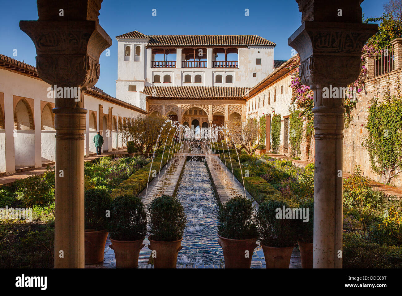 Patio De La Acequia (Hof der Bewässerung Graben). El Generalife. La Alhambra. Granada. Andalusien Stockfoto