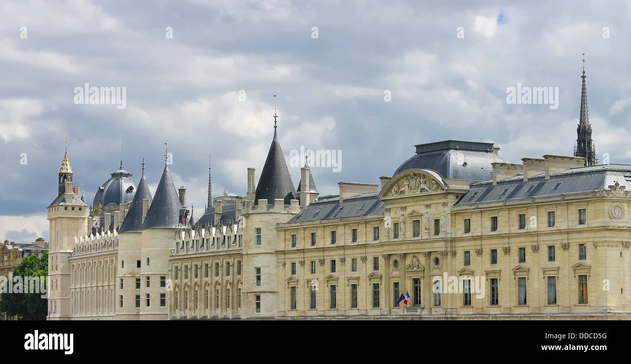 Schloss Conciergerie, ehemaliger königlicher Palast und