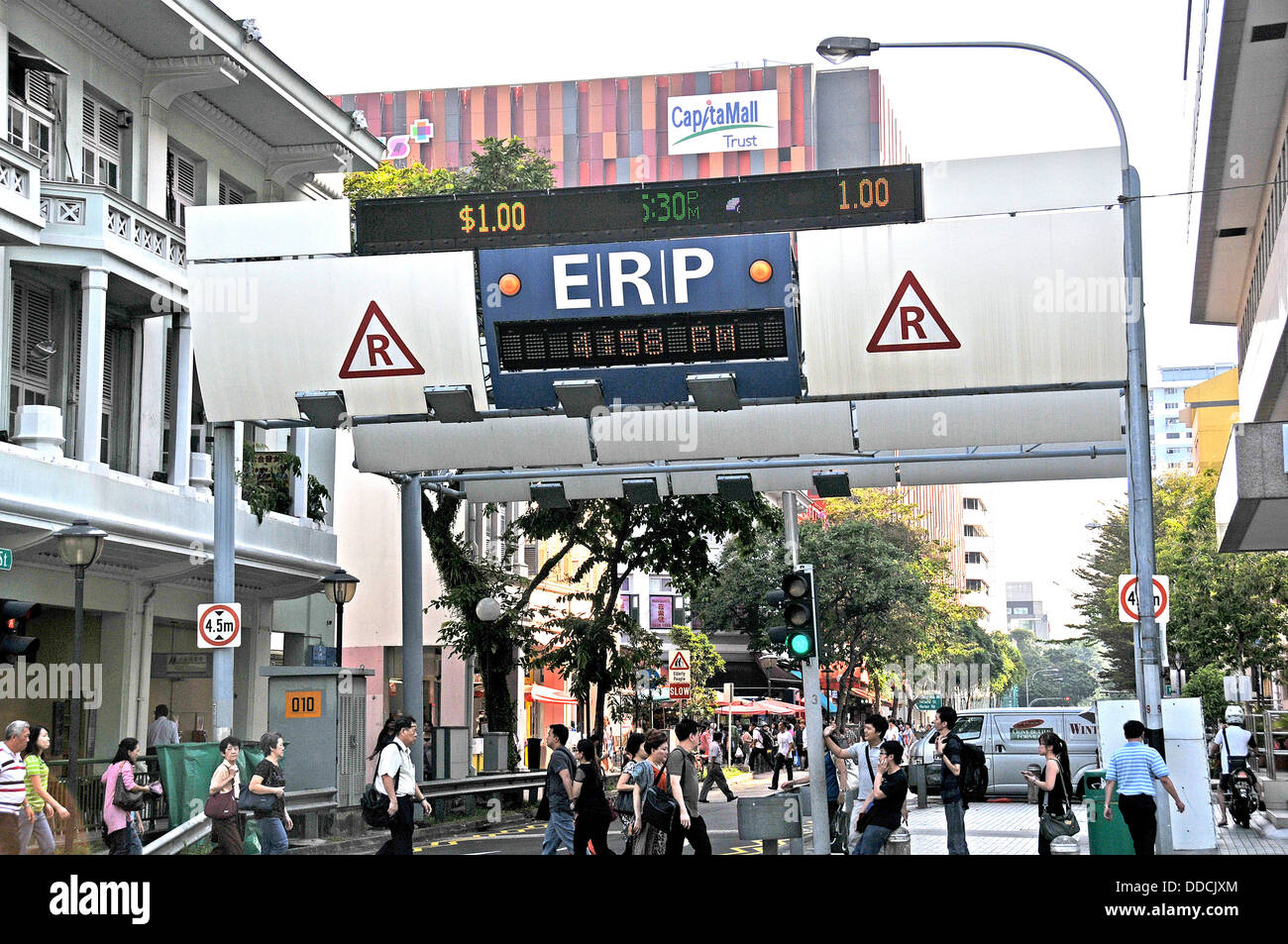Straßenszene in Singapur Stockfoto