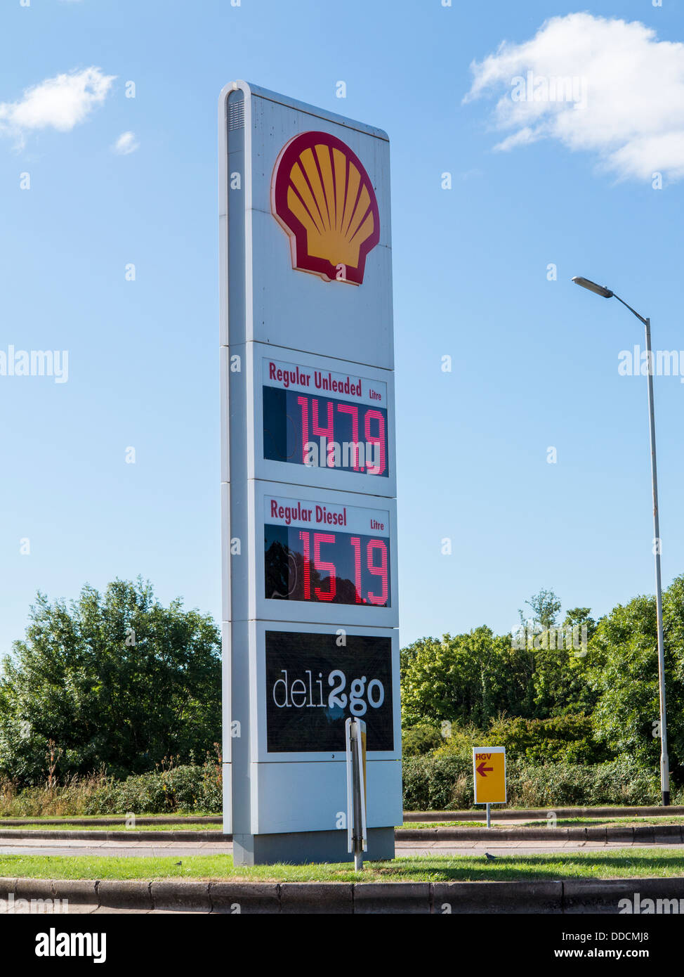 £151,9 pro Liter Dieselkraftstoff bei Taunton Deane Autobahnraststätte August 2013 Stockfoto