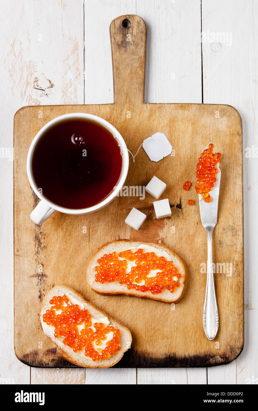 Sandwiches mit rotem Kaviar Stockfoto