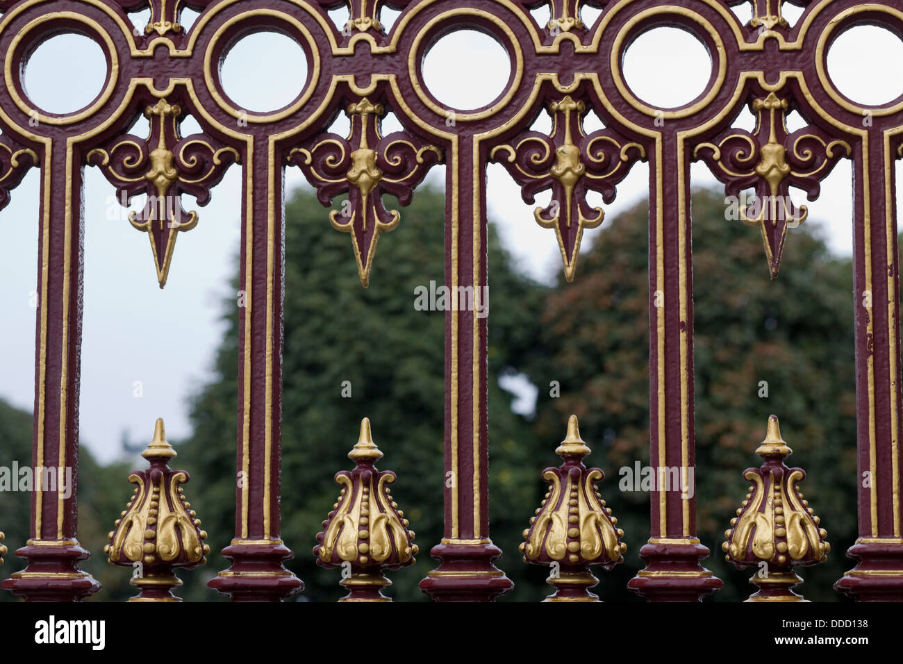 Dekorative Gitter Zaun, Hofburg Palast, Wien, Österreich Stockfoto