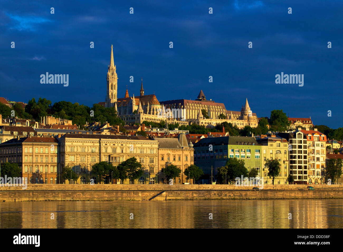 Matyas Kirche und Fishermans Bastion, Budapest, Ungarn, Europa Stockfoto