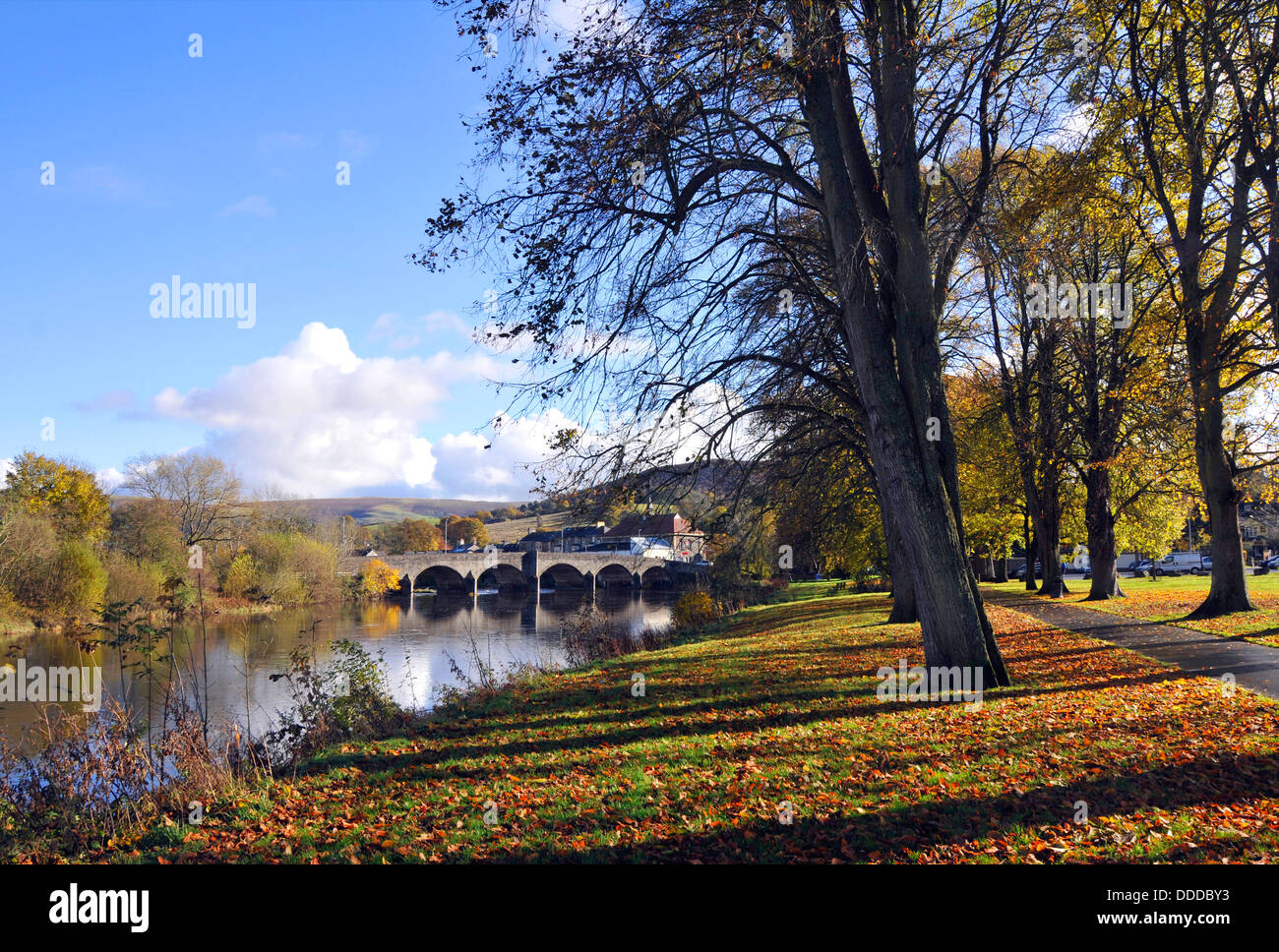 Der Groe, Builth Wells mit Brücke über den Fluss Wye, Powys, Wales, UK Stockfoto