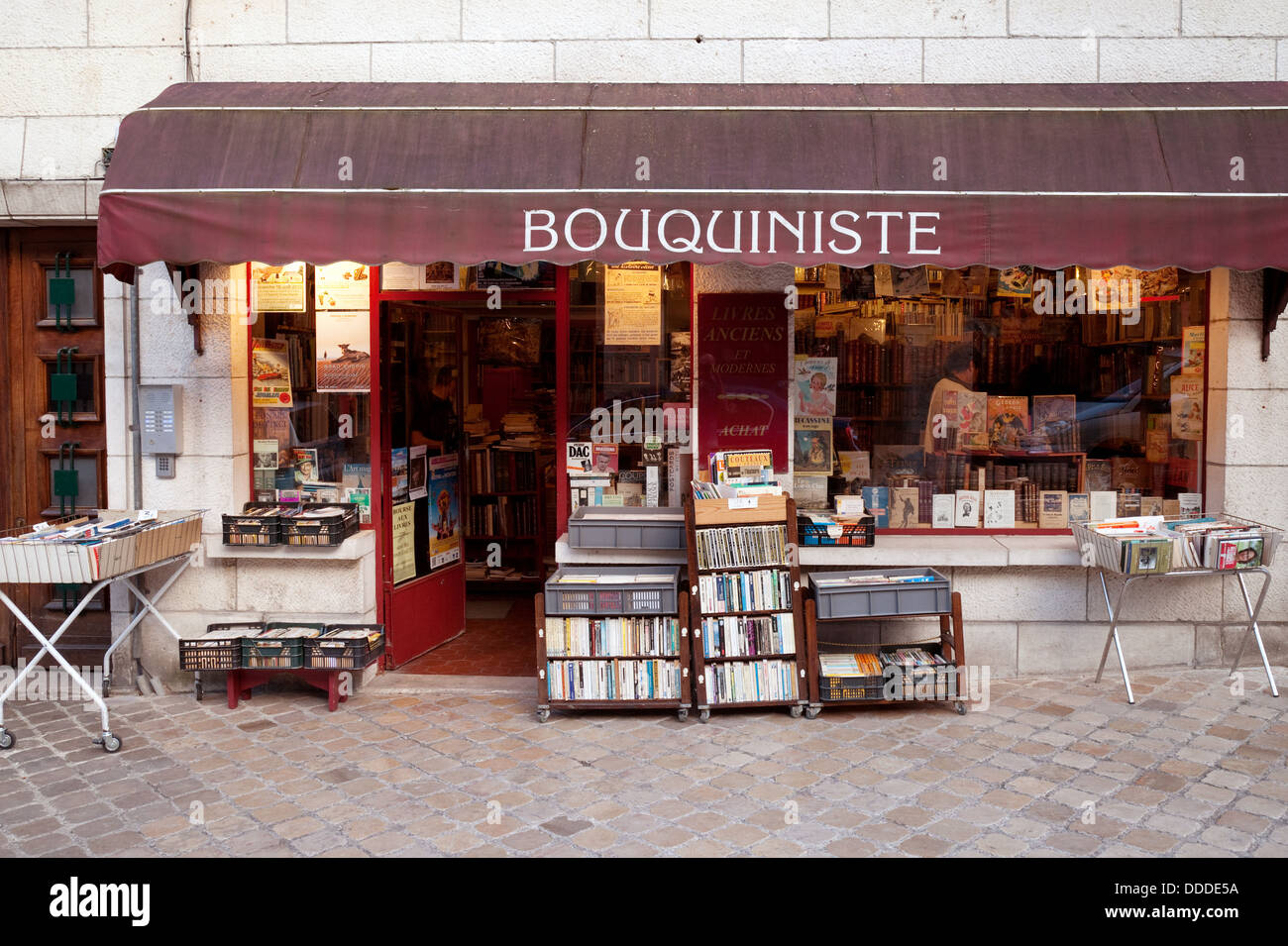 Eine zweite Hand Buchladen oder Bouquiniste, Blois, Loire et Cher, Frankreich, Europa Stockfoto