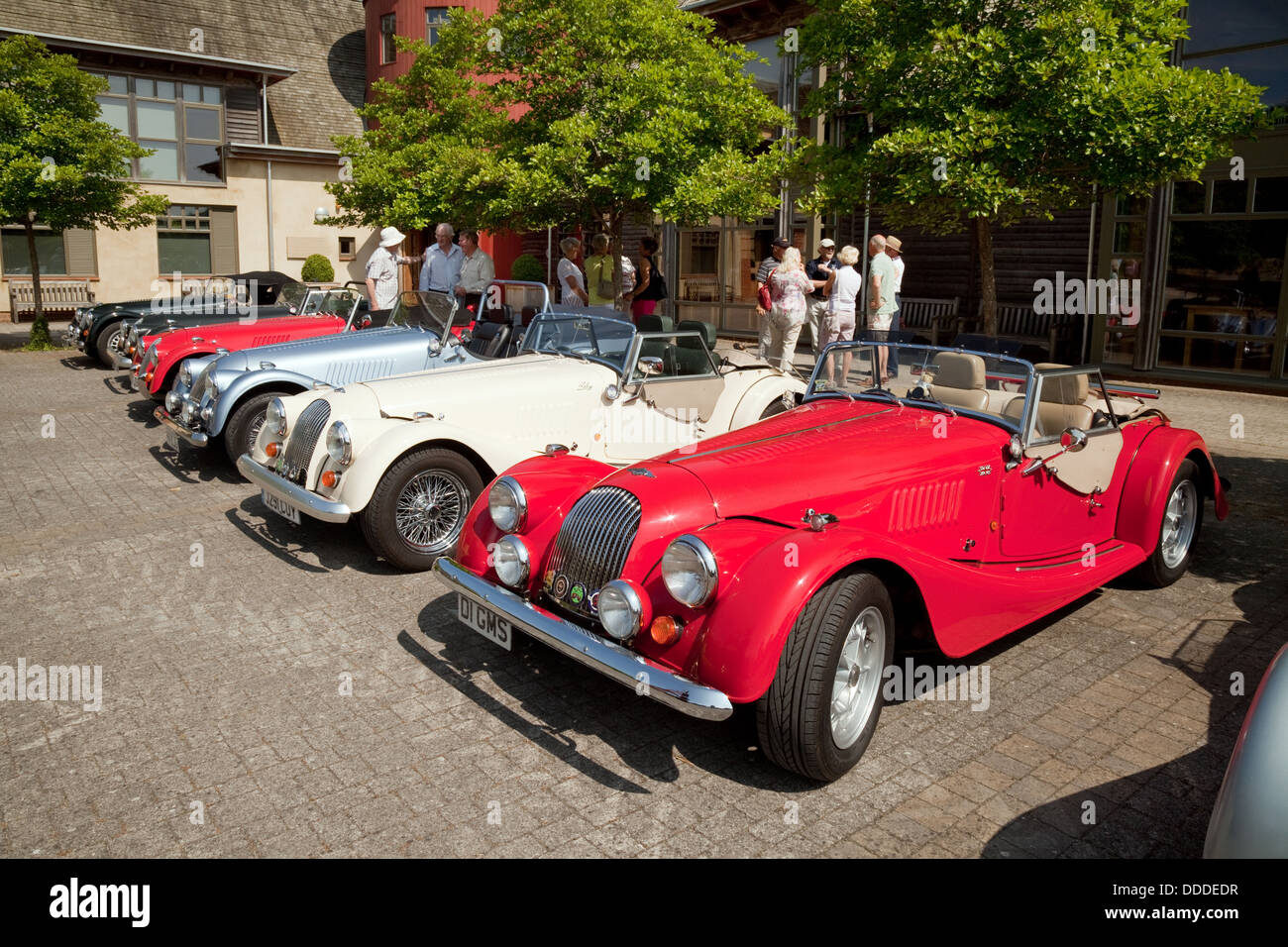 Morgan Sports Autos auf der Messe in einem Besitzerclub rally, Lambourn, Berkshire UK Stockfoto