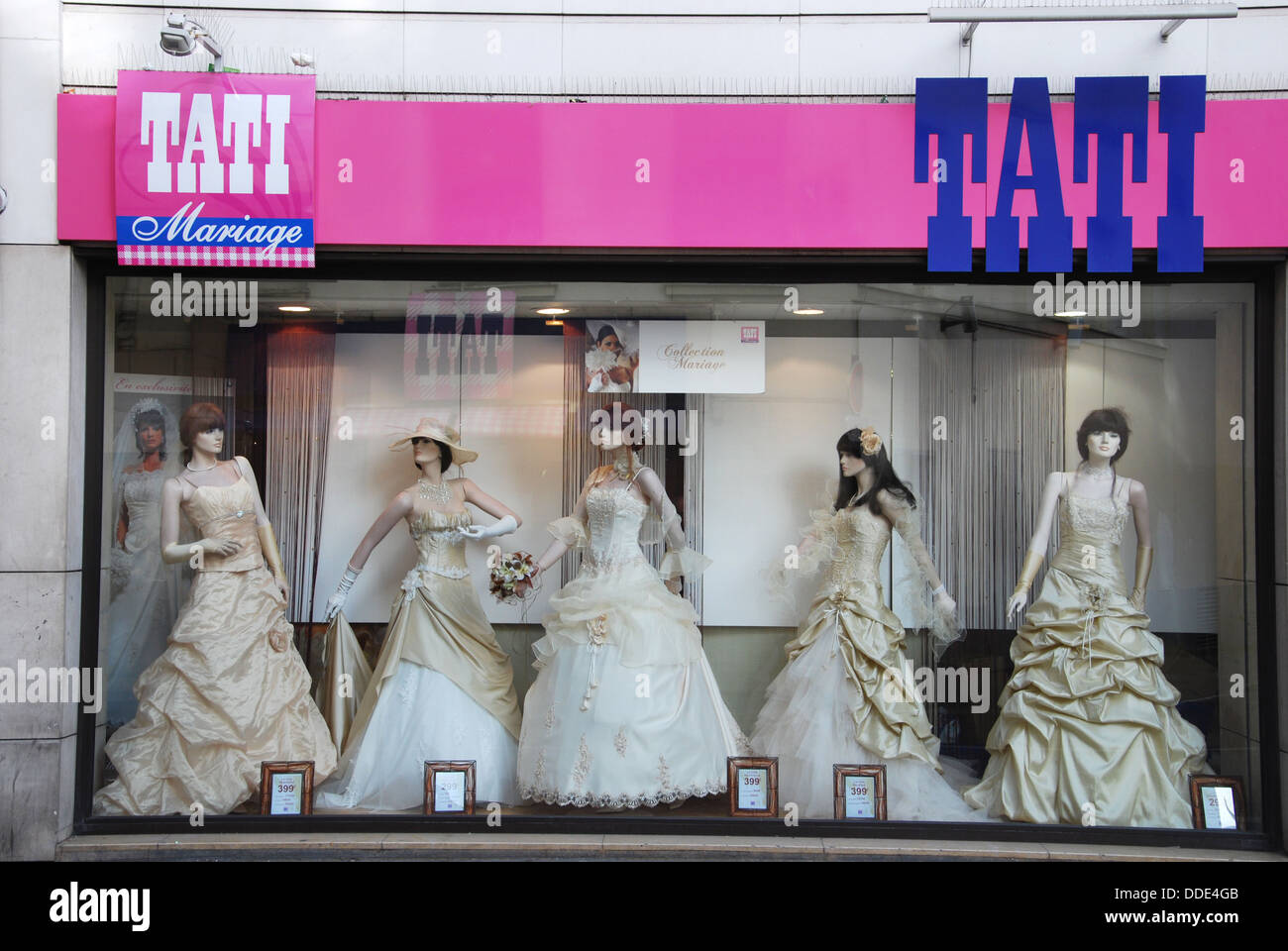 Tati Paris Stockfotos Und Bilder Kaufen Alamy