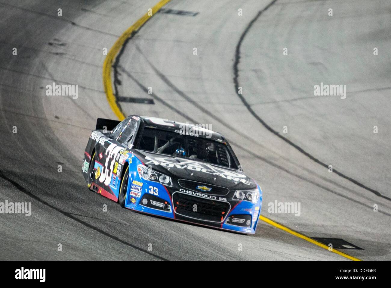 Hampton, GA, USA. 1. September 2013. HAMPTON, GA - 1. August 2013: Die NASCAR Sprint Cup Series Teams nehmen an der Strecke für das Rennen ADVOCARE 500 auf dem Atlanta Motor Speedway in Hampton, GA. © Csm/Alamy Live-Nachrichten Stockfoto