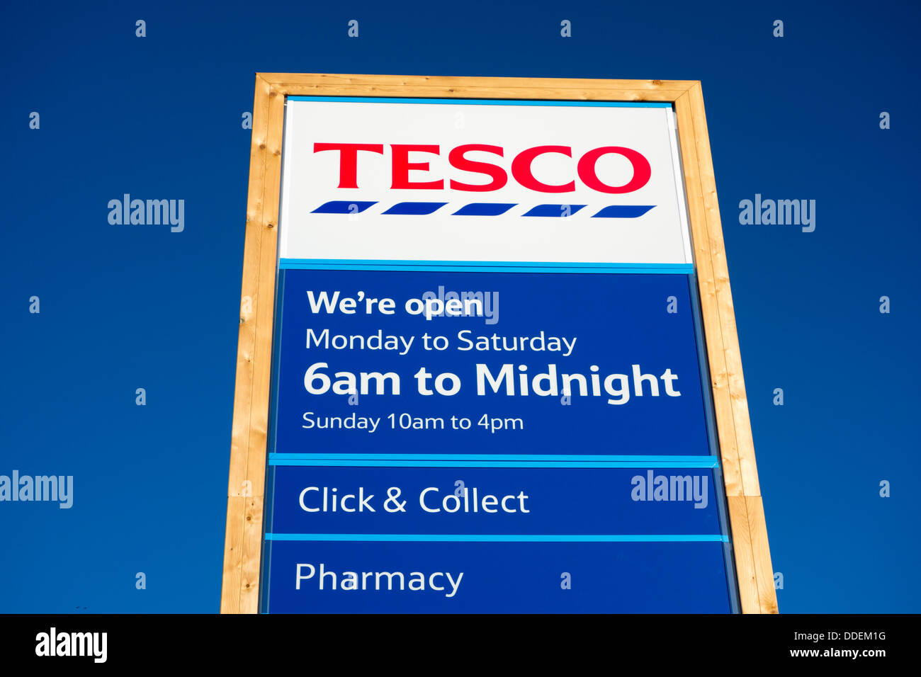 Tesco Supermarkt Schild, England, UK Stockfoto