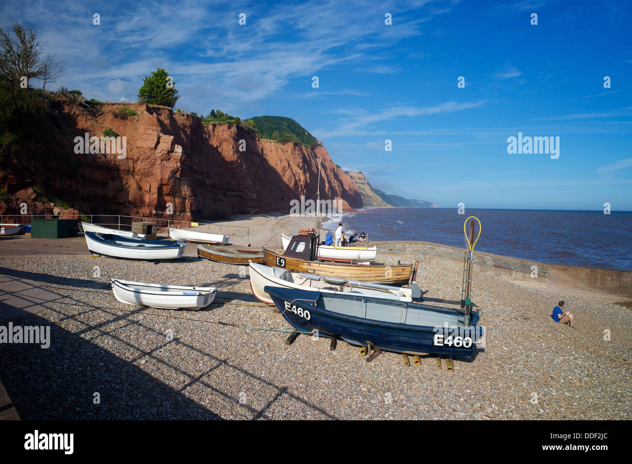 Strand und Klippen an der Jurassic Coast in Sidmouth, Devon, UK Stockfoto