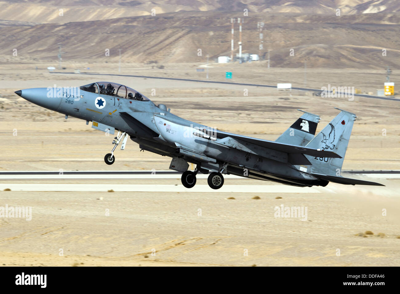Israelische Luftwaffe (IAF) Kampfjet f-15 (BAZ) beim Start Stockfotografie - Alamy