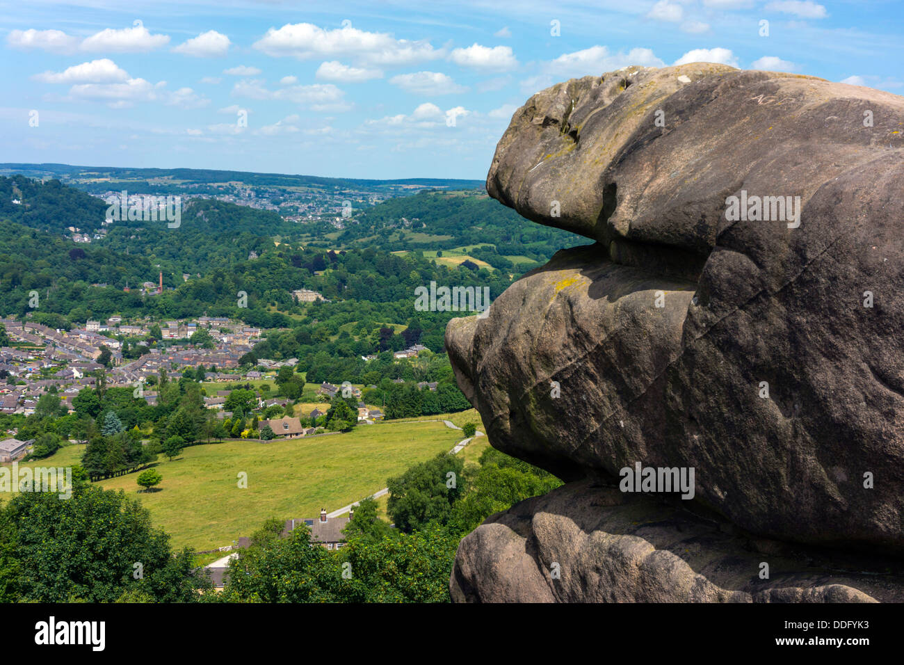 Cromford aus schwarzen Felsen Cromford, Derbyshire Peak District Arkwright Mühle sichtbar Stockfoto