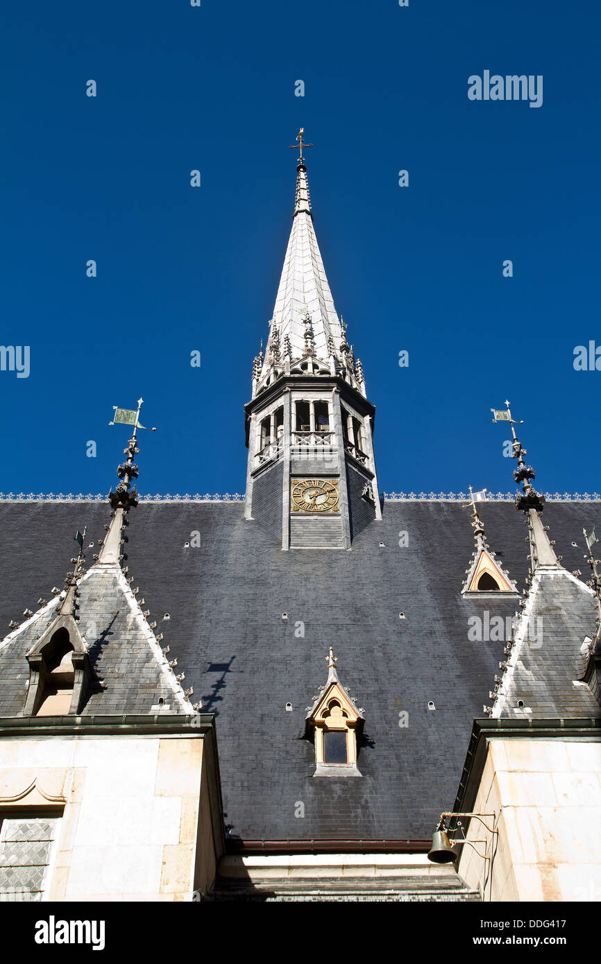 Hof im Inneren der Hospices de Beaune 1443 Frankreich gegründet Stockfoto